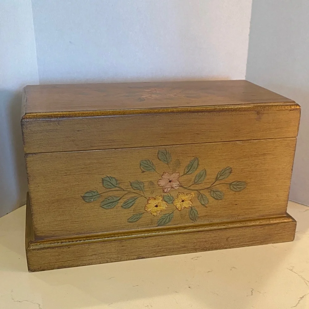 Gold Vintage Large Wood Hand Painted Floral Art Jewelry Stationary Trinket Box